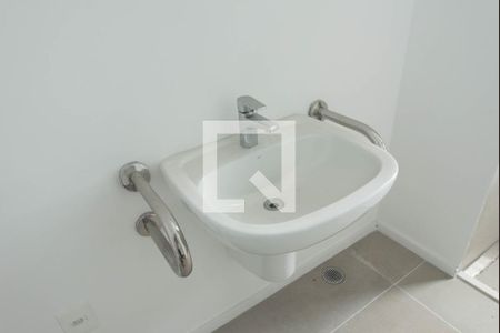 Apartamento à venda com 105m², 2 quartos e 2 vagasBanheiro da Suíte 2