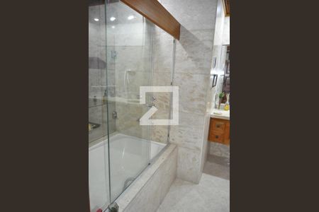 Apartamento à venda com 140m², 2 quartos e 2 vagasBanheiro Terraço