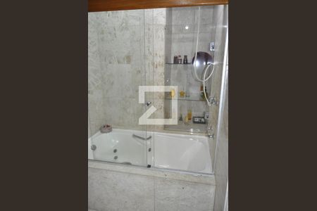 Apartamento à venda com 140m², 2 quartos e 2 vagasBanheiro Quarto