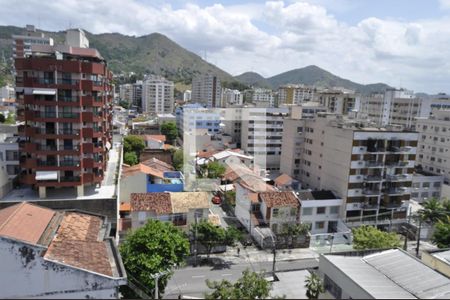 Apartamento à venda com 140m², 2 quartos e 2 vagasTerraço