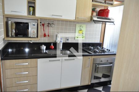 Apartamento à venda com 140m², 2 quartos e 2 vagasCozinha