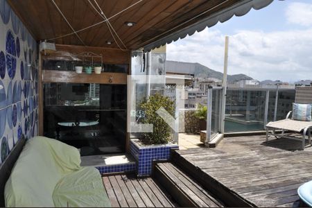 Apartamento à venda com 140m², 2 quartos e 2 vagasTerraço