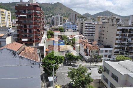 Apartamento à venda com 140m², 2 quartos e 2 vagasVaranda Escritório