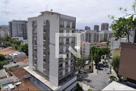 Apartamento à venda com 140m², 2 quartos e 2 vagasTerraço