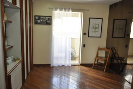 Apartamento à venda com 140m², 2 quartos e 2 vagasQuarto