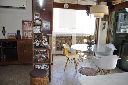 Apartamento à venda com 140m², 2 quartos e 2 vagasSala 2