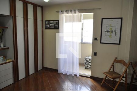 Apartamento à venda com 140m², 2 quartos e 2 vagasQuarto