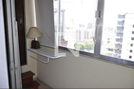 Apartamento à venda com 140m², 2 quartos e 2 vagasQuarto