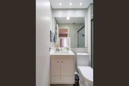 Apartamento para alugar com 68m², 2 quartos e 2 vagasBanheiro da Suíte