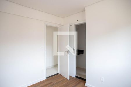 Apartamento à venda com 90m², 3 quartos e 2 vagas Apartamento à venda com 90m², 3 quartos e 2 vagasSuíte 1