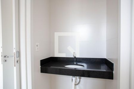 Apartamento à venda com 90m², 3 quartos e 2 vagas Apartamento à venda com 90m², 3 quartos e 2 vagasBanheiro da Suíte 1