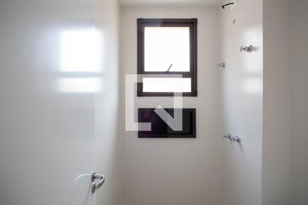 Apartamento à venda com 90m², 3 quartos e 2 vagas Apartamento à venda com 90m², 3 quartos e 2 vagasBanheiro da Suíte 1