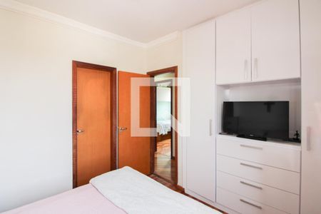Apartamento à venda com 126m², 3 quartos e 1 vaga Apartamento à venda com 126m², 3 quartos e 1 vagaSuíte