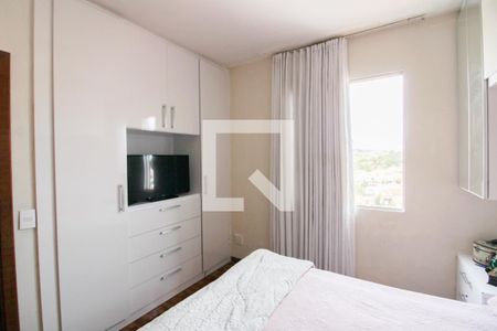 Apartamento à venda com 126m², 3 quartos e 1 vaga Apartamento à venda com 126m², 3 quartos e 1 vagaSuíte
