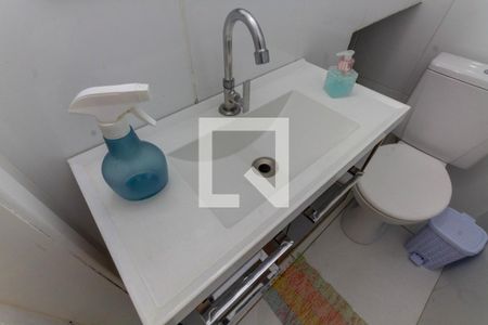Casa de condomínio à venda com 110m², 3 quartos e 2 vagasBanheiro Social