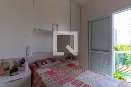 Casa de condomínio à venda com 110m², 3 quartos e 2 vagasQuarto 2