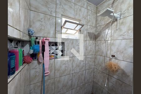 Casa à venda com 110m², 2 quartos e 2 vagas Casa à venda com 110m², 2 quartos e 2 vagasBanheiro