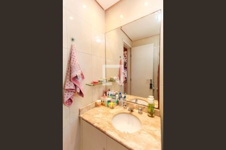 Apartamento à venda com 82m², 3 quartos e 2 vagasBanheiro