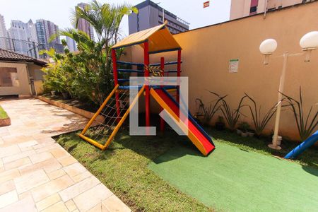 Apartamento à venda com 82m², 3 quartos e 2 vagasÁrea comum - Playground