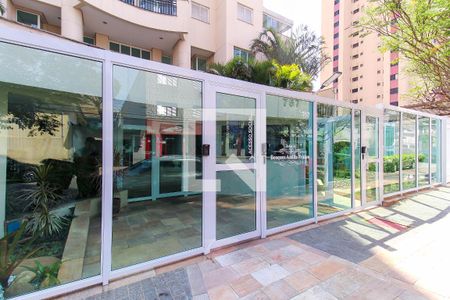 Apartamento à venda com 82m², 3 quartos e 2 vagasFachada