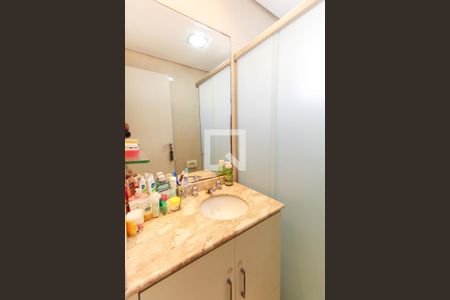 Apartamento à venda com 82m², 3 quartos e 2 vagasBanheiro