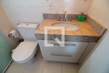 Apartamento à venda com 109m², 3 quartos e 2 vagasBanheiro da Suíte