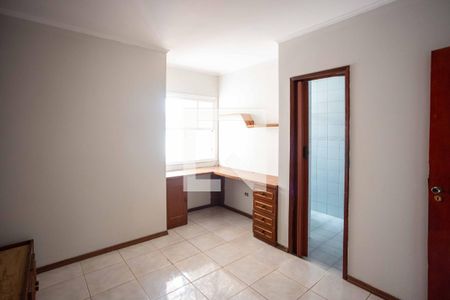 Casa à venda com 450m², 4 quartos e 5 vagasQuarto Suite 2