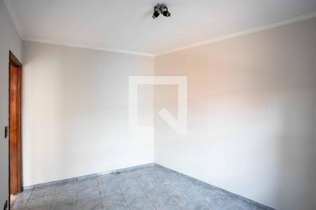 Casa à venda com 450m², 4 quartos e 5 vagasCozinha 2