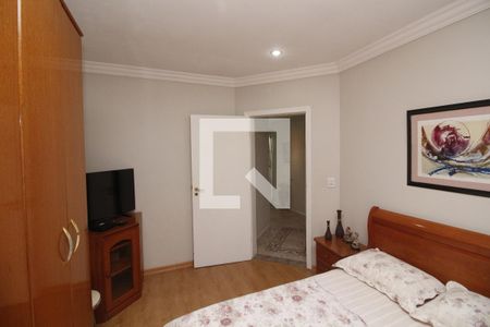 Casa à venda com 270m², 3 quartos e 8 vagasQuarto 1