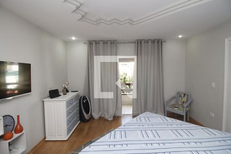 Casa à venda com 270m², 3 quartos e 8 vagasQuarto Suíte