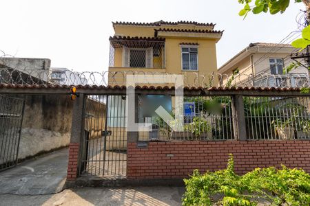 Apartamento para alugar com 67m², 2 quartos e 1 vagaFachada