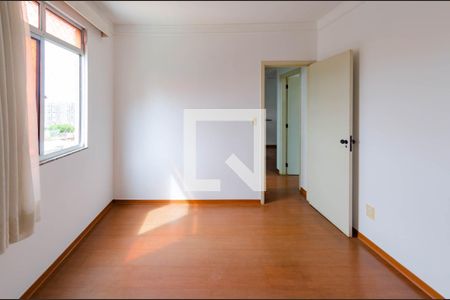 Apartamento à venda com 55m², 2 quartos e 2 vagasQuarto 2