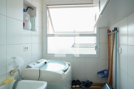 Apartamento à venda com 60m², 2 quartos e 2 vagasÁrea de serviço