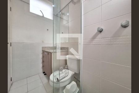 Apartamento à venda com 162m², 3 quartos e 3 vagasBanheiro da Suíte 1