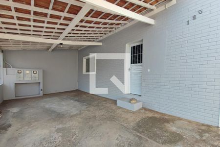 Casa para alugar com 80m², 2 quartos e 1 vagaQuintal - Garagem