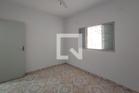 Quarto 2 de casa para alugar com 2 quartos, 80m² em Jardim das Bandeiras, Campinas