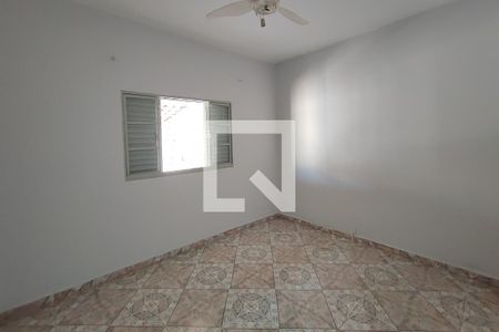 Quarto 2 de casa para alugar com 2 quartos, 80m² em Jardim das Bandeiras, Campinas