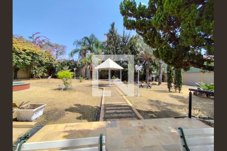 Casa para alugar com 362m², 4 quartos e 4 vagas Casa para alugar com 362m², 4 quartos e 4 vagasÁrea comum