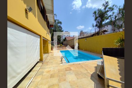 Casa para alugar com 362m², 4 quartos e 4 vagas Casa para alugar com 362m², 4 quartos e 4 vagasÁrea comum