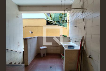 Casa para alugar com 362m², 4 quartos e 4 vagas Casa para alugar com 362m², 4 quartos e 4 vagasÁrea de Serviço