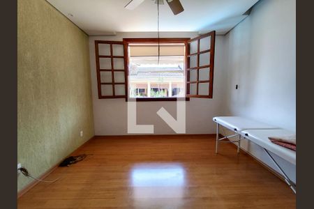 Casa para alugar com 362m², 4 quartos e 4 vagas Casa para alugar com 362m², 4 quartos e 4 vagasQuarto 3