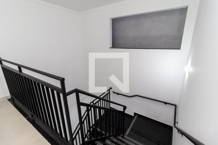 Apartamento à venda com 30m², 2 quartos e sem vagaEscada