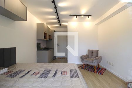 Sala/Quarto de kitnet/studio para alugar com 1 quarto, 24m² em Indianópolis, São Paulo
