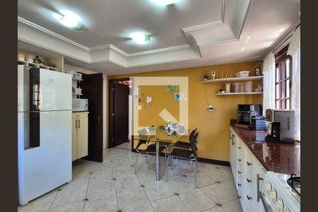 Casa à venda com 252m², 4 quartos e 5 vagasCozinha