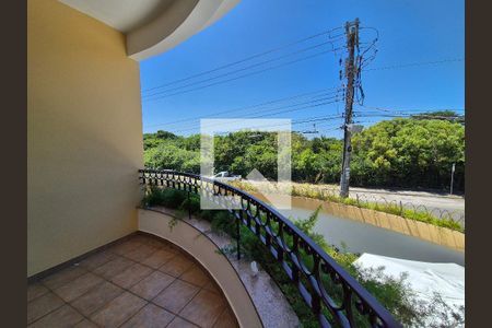 Casa à venda com 252m², 4 quartos e 5 vagasVaranda do quarto 2