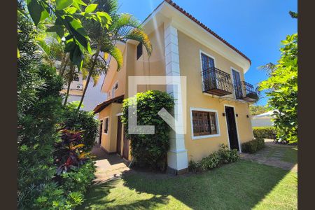 Casa à venda com 252m², 4 quartos e 5 vagasÁrea externa