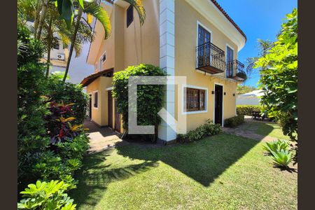 Casa à venda com 252m², 4 quartos e 5 vagasÁrea externa