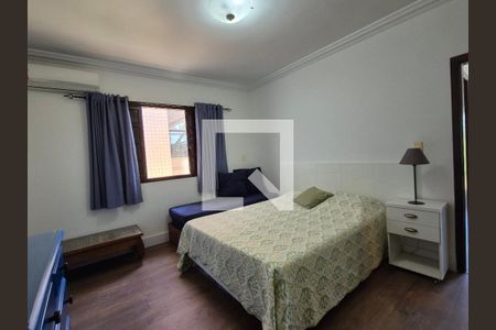 Casa à venda com 252m², 4 quartos e 5 vagasSuite 1