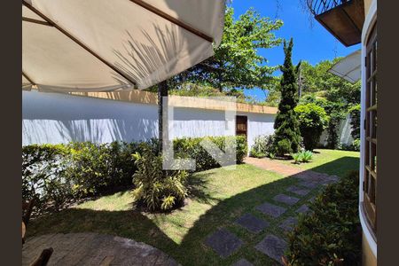 Casa à venda com 252m², 4 quartos e 5 vagasÁrea externa