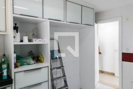 Casa de condomínio para alugar com 500m², 5 quartos e 4 vagasCozinha